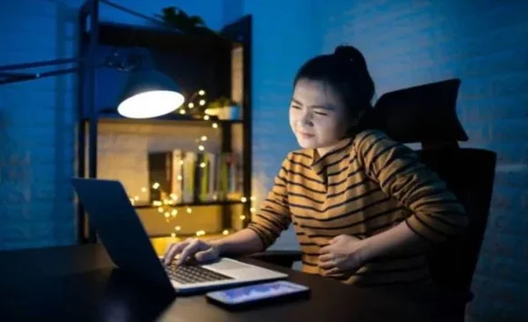 Thức khuya gây đau dạ dày: Hiểu đúng để bảo vệ sức khỏe 